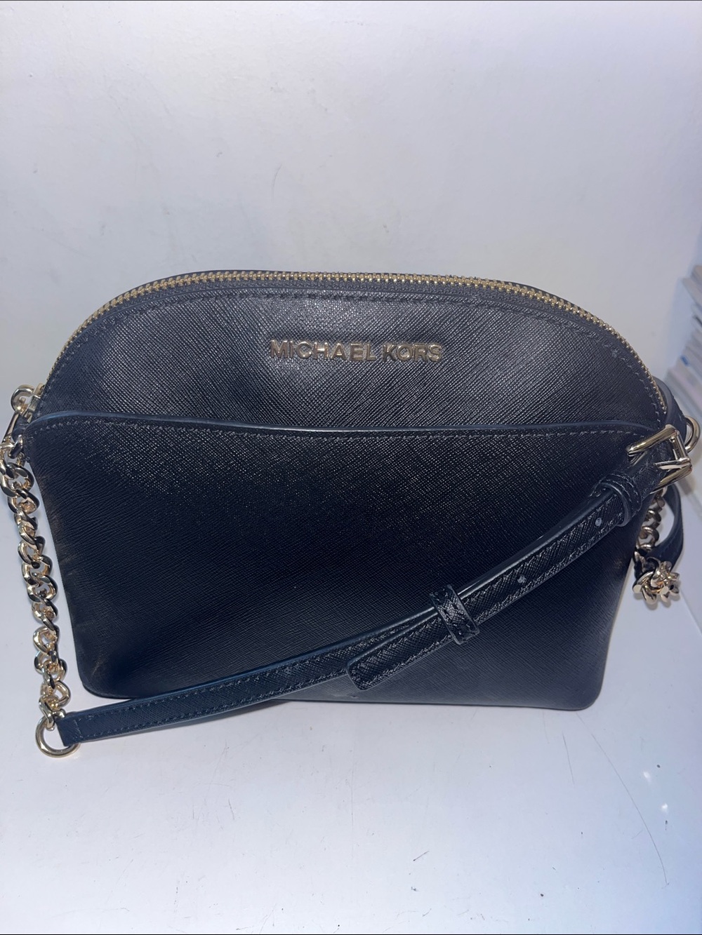 NWOT MICHAEL KORS JET SET EMMY MEDIUM DOME BLACK LEATHER CROSSBODY BAG